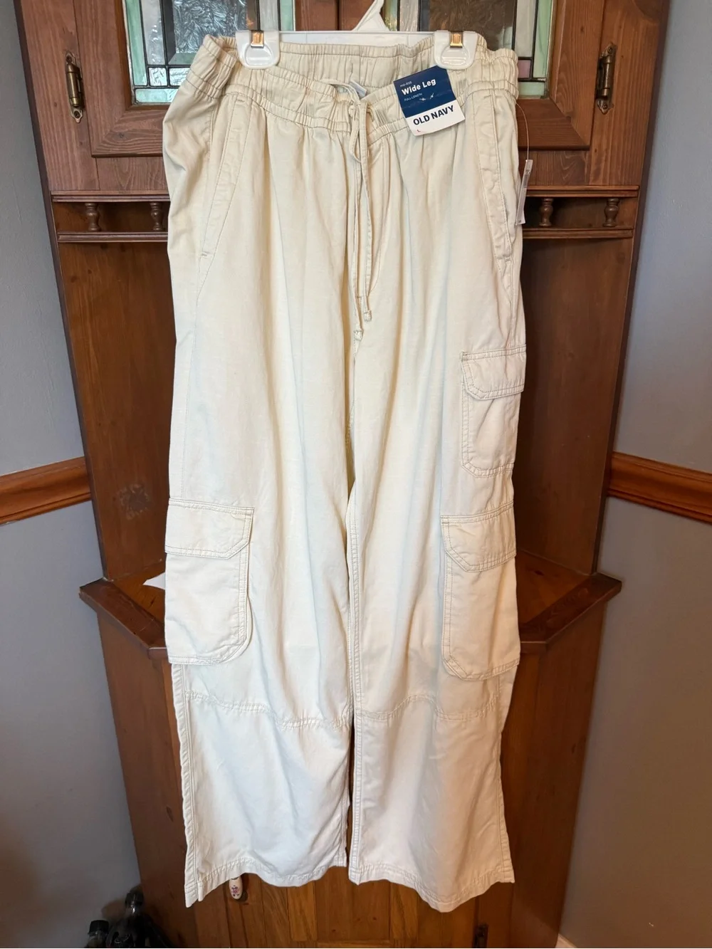 Old Navy NWT Drapey Cargo Mid-Rise Wide-Leg Pants - Howlite Cream - Size L